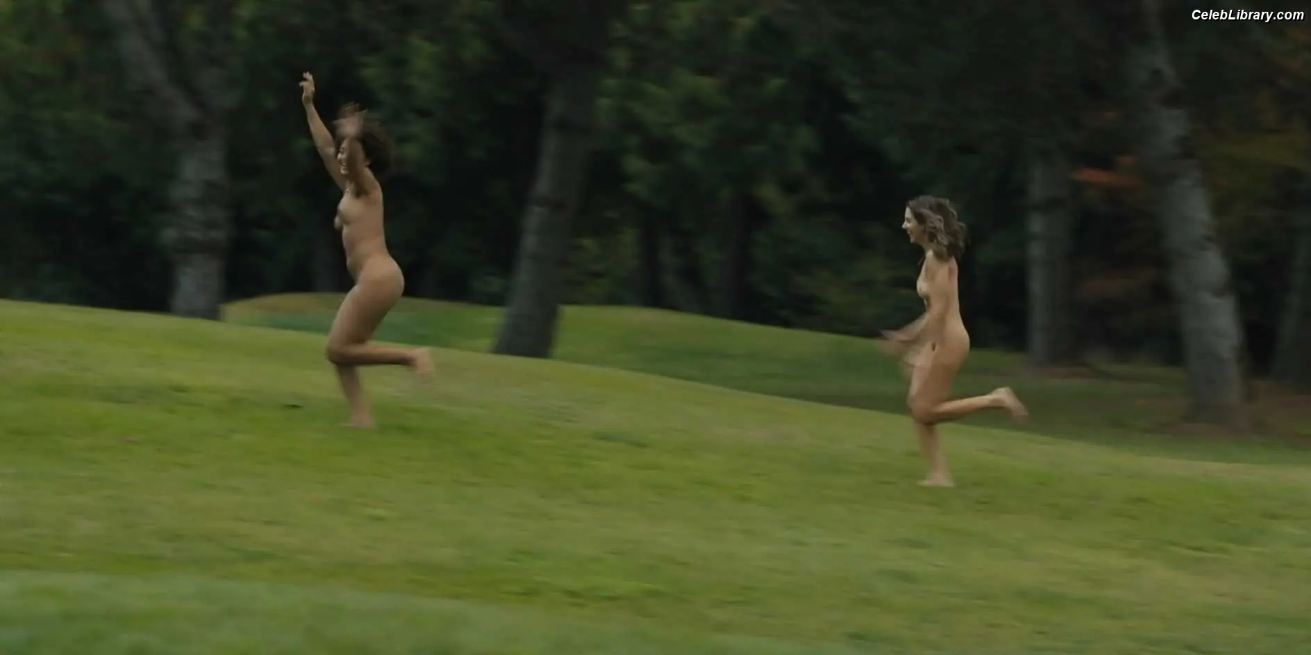 Alison Brie photo 3 of 1528