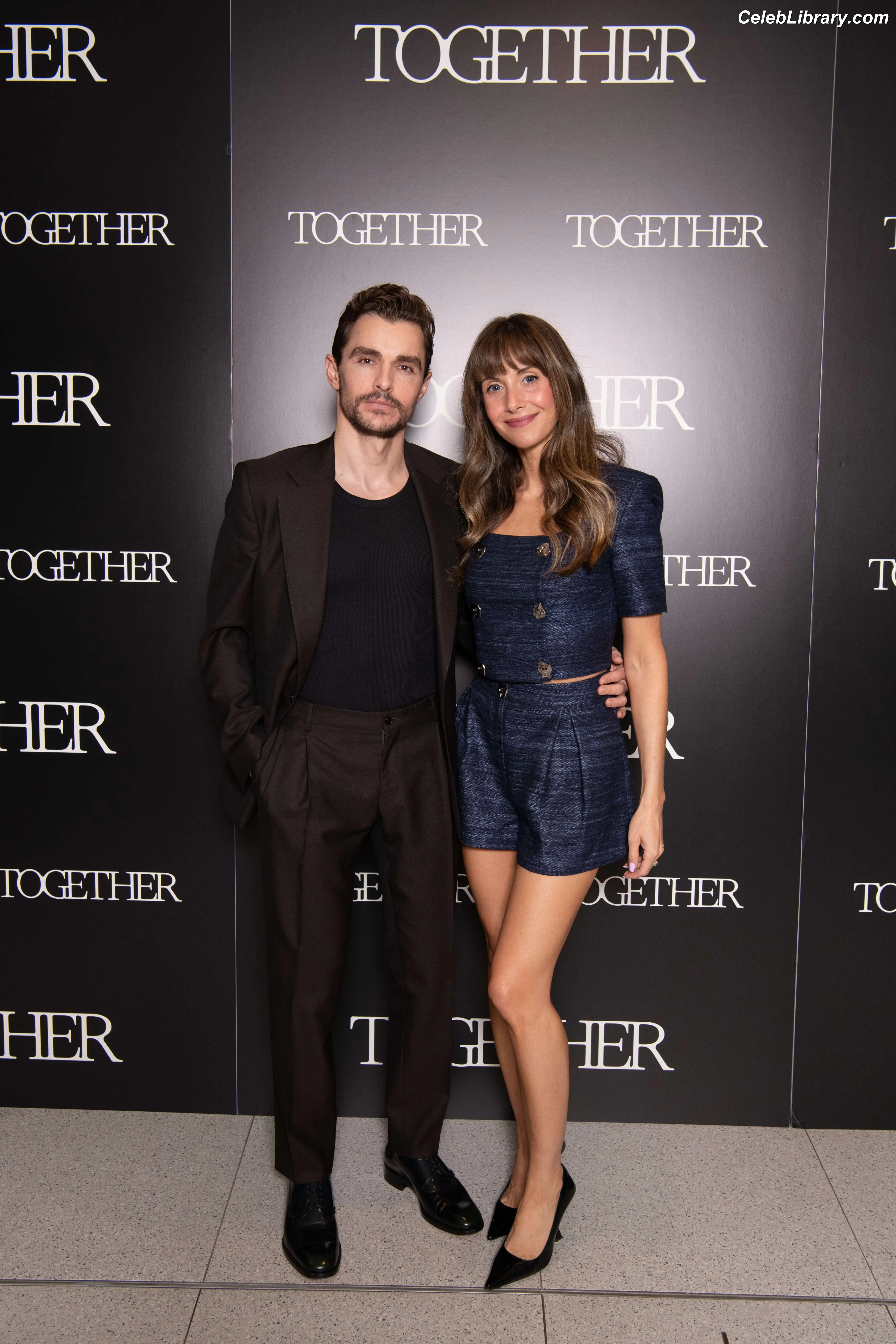 Alison Brie photo 24 of 1528