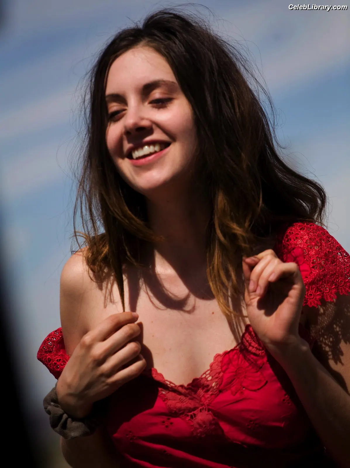 Alison Brie photo 24 of 1528