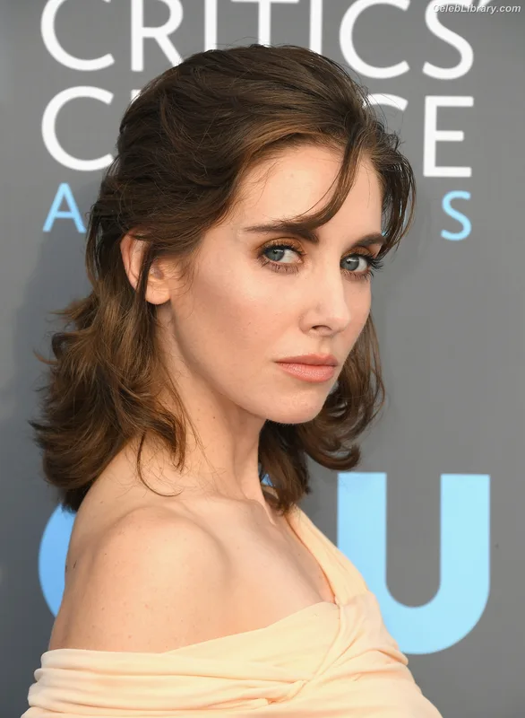 Alison Brie photo 14 of 1528