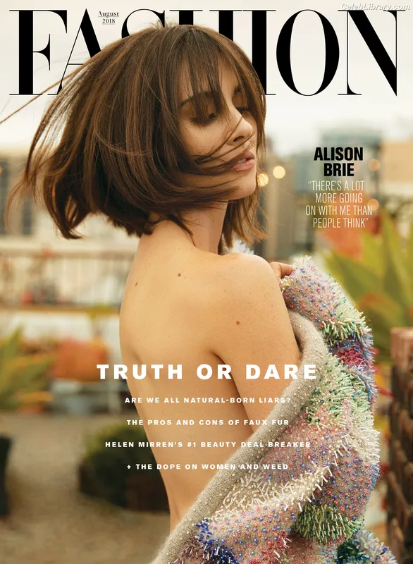 Alison Brie photo 20 of 1528