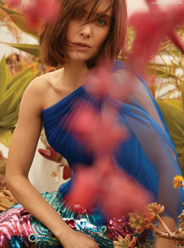 Alison Brie photo 4 of 1528