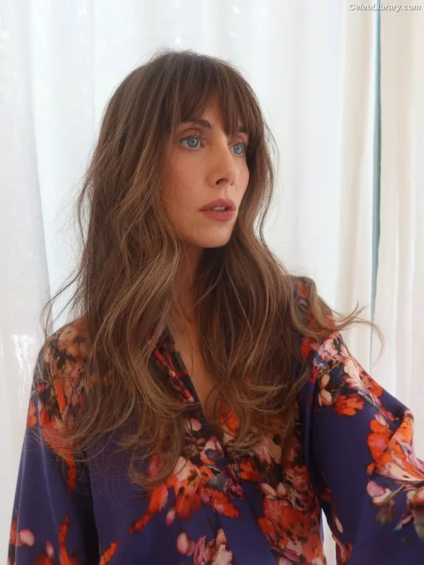 Alison Brie photo 4 of 1528