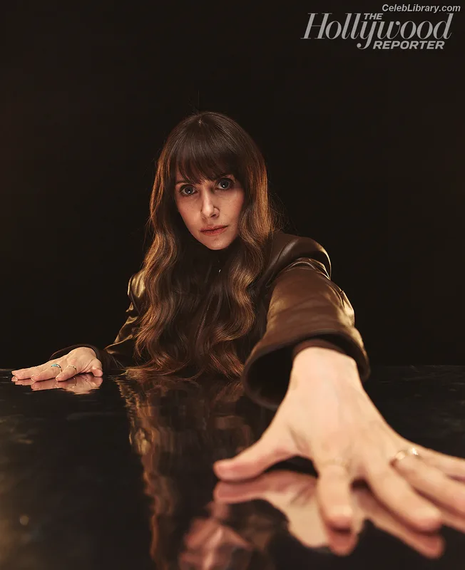 Alison Brie photo 1 of 1528