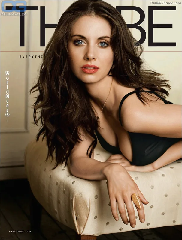Alison Brie photo 11 of 1528