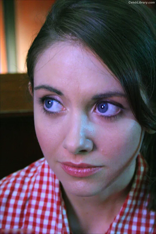 Alison Brie photo 1 of 1528