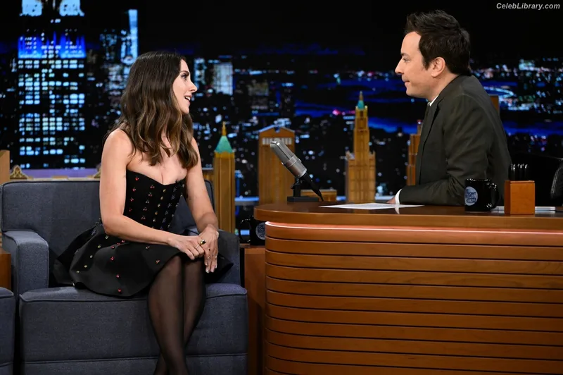 Alison Brie photo 7 of 1528