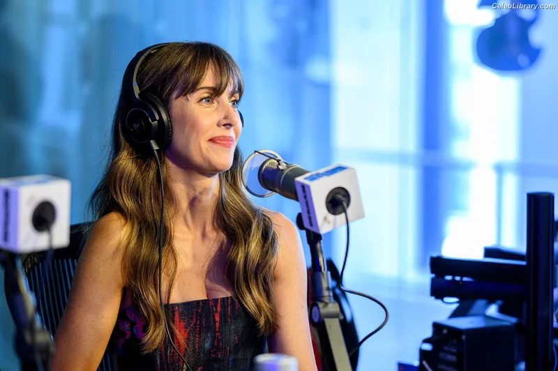 Alison Brie photo 6 of 1528