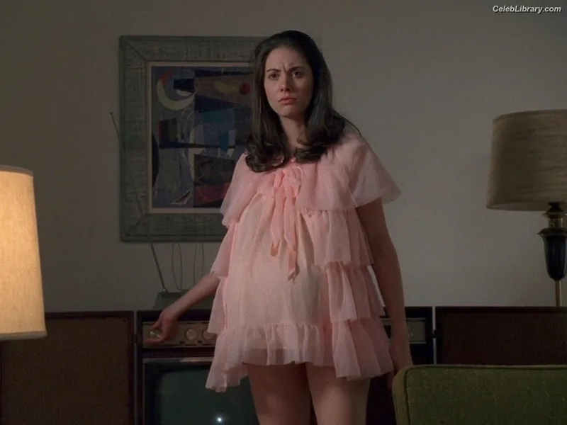 Alison Brie photo 20 of 1528