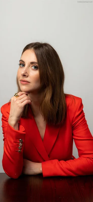 Alison Brie photo 13 of 1528