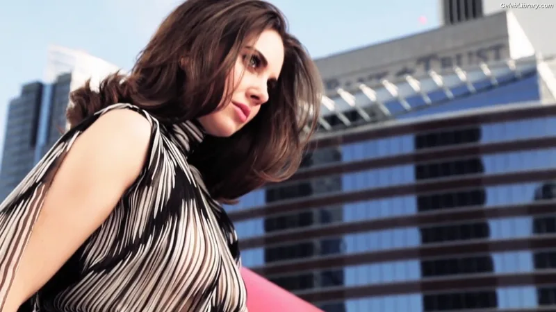 Alison Brie photo 1 of 1528