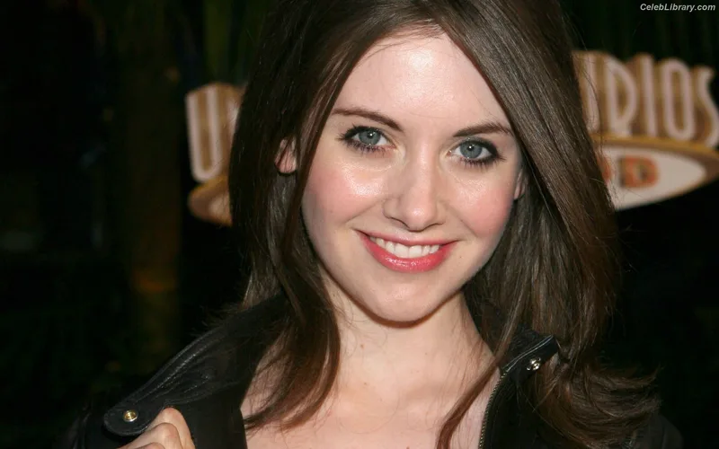 Alison Brie photo 19 of 1528