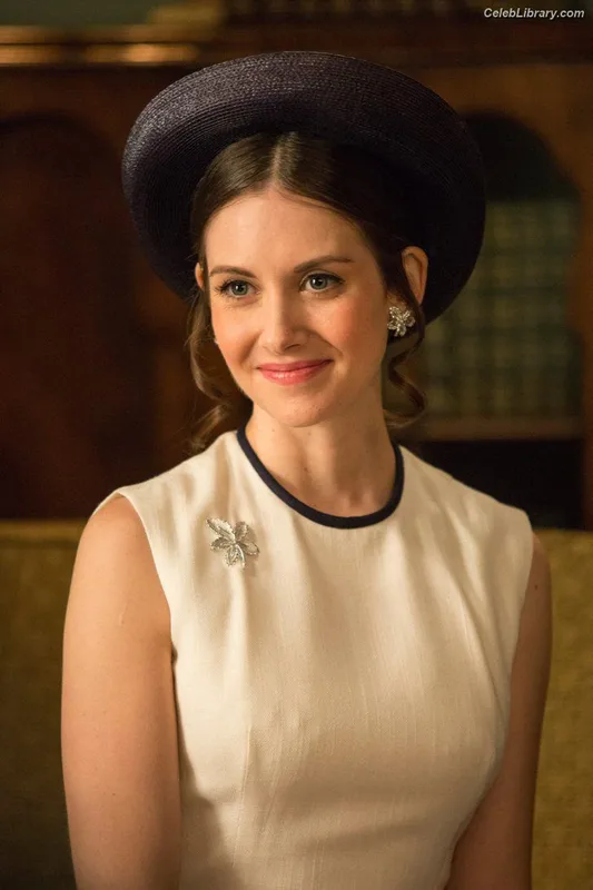 Alison Brie photo 20 of 1528