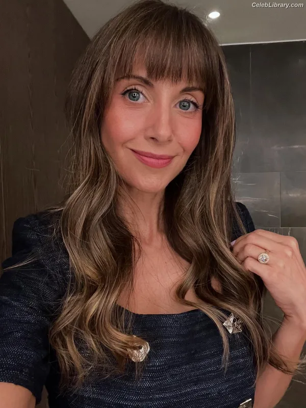 Alison Brie photo 13 of 1528