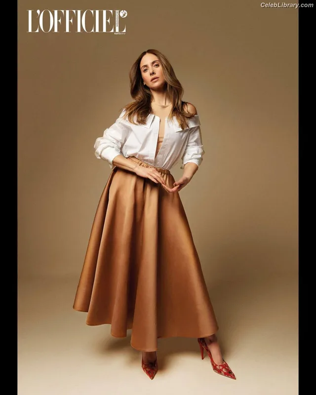 Alison Brie photo 22 of 1528