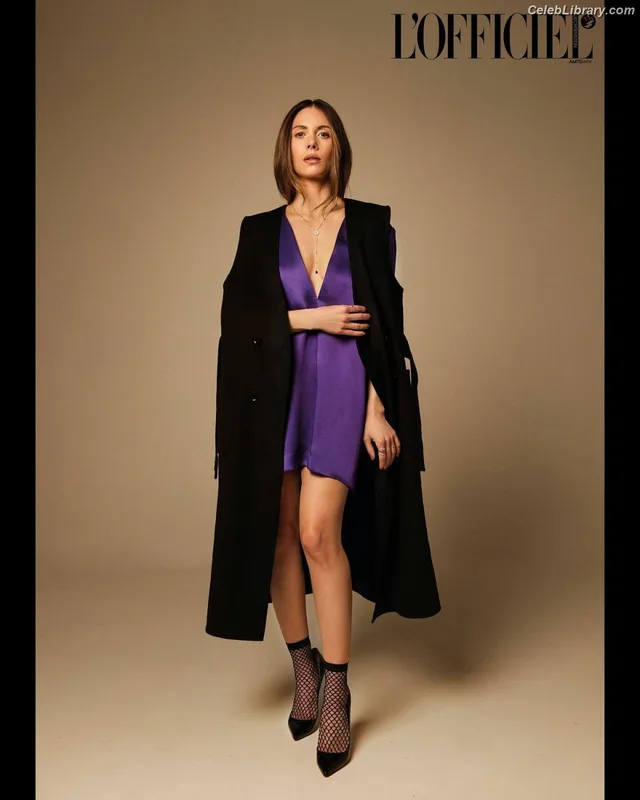 Alison Brie photo 23 of 1528