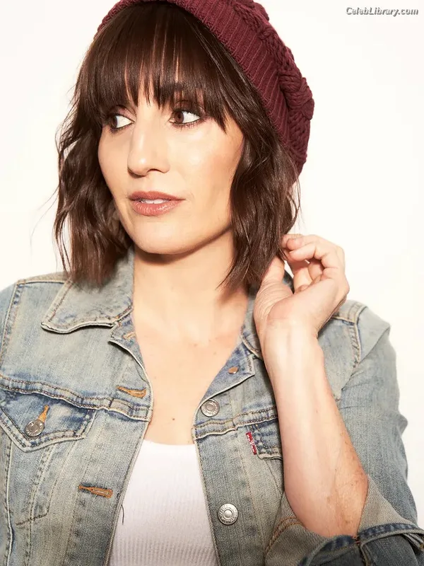 Alison Haislip photo 13 of 59