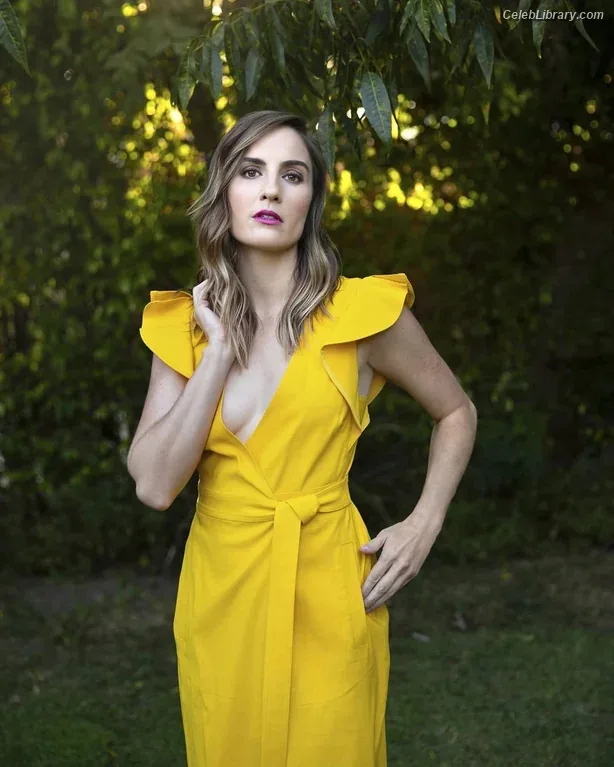 Alison Haislip photo 12 of 59