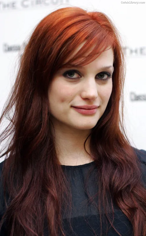 Alison Sudol photo 13 of 20