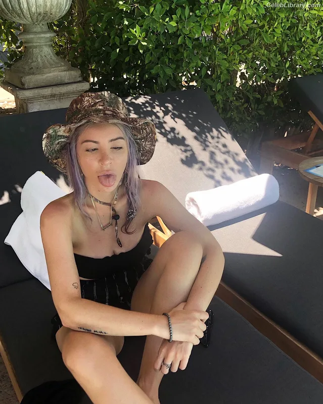 Alison Wonderland photo 4 of 164