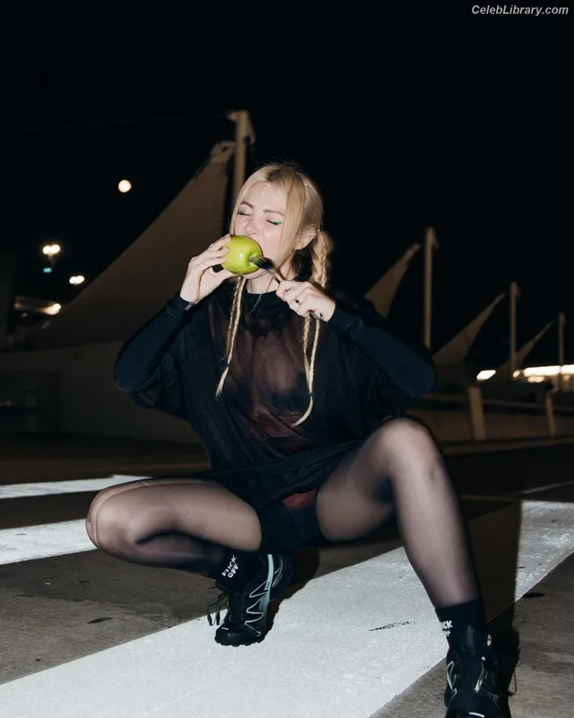 Alison Wonderland photo 12 of 164