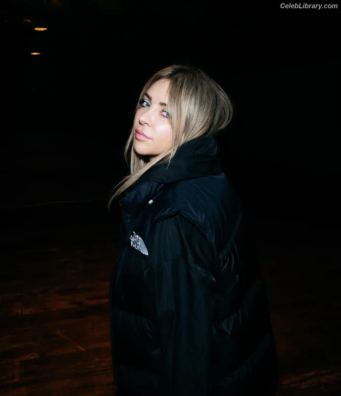Alison Wonderland photo 9 of 164