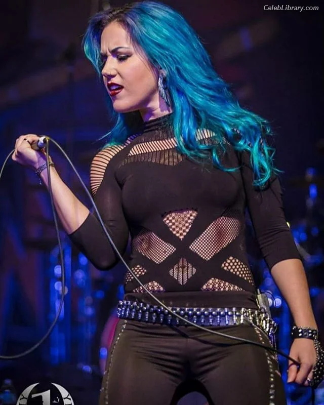 Alissa White-Gluz photo 7 of 1540
