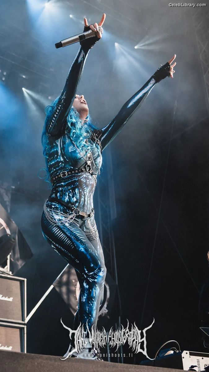 Alissa White-Gluz photo 10 of 1540