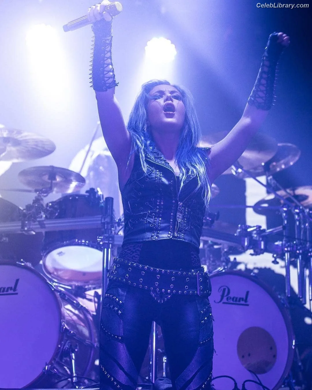 Alissa White-Gluz photo 14 of 1540