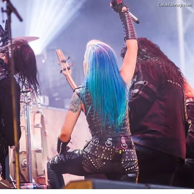 Alissa White-Gluz photo 20 of 1540
