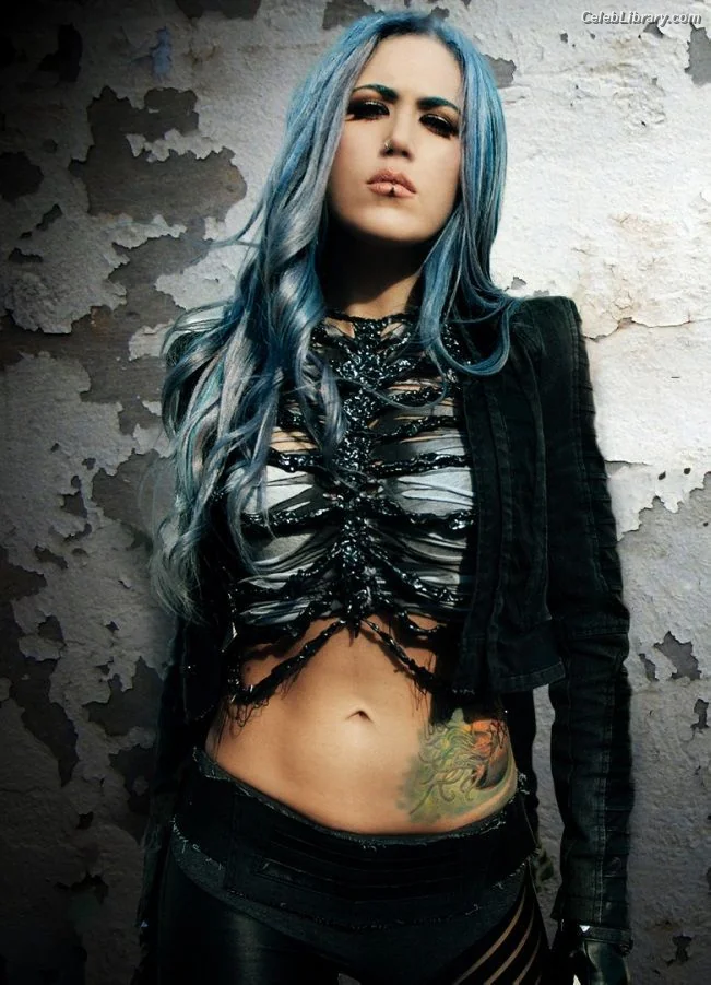 Alissa White-Gluz photo 4 of 1540