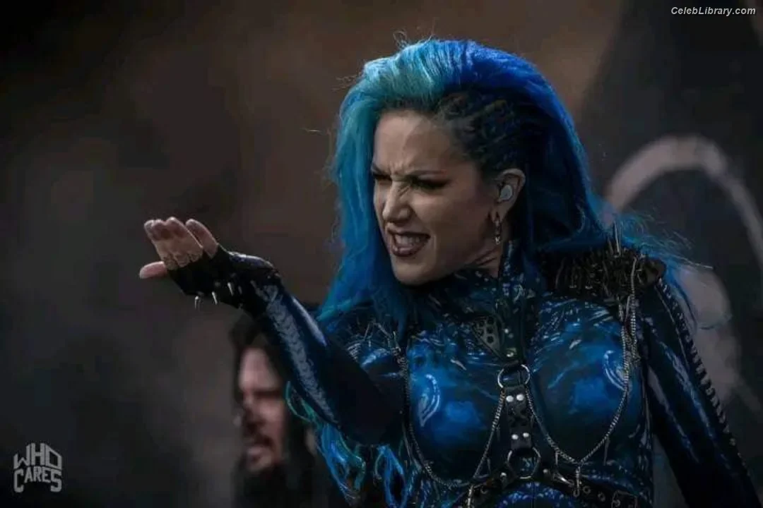 Alissa White-Gluz photo 13 of 1540