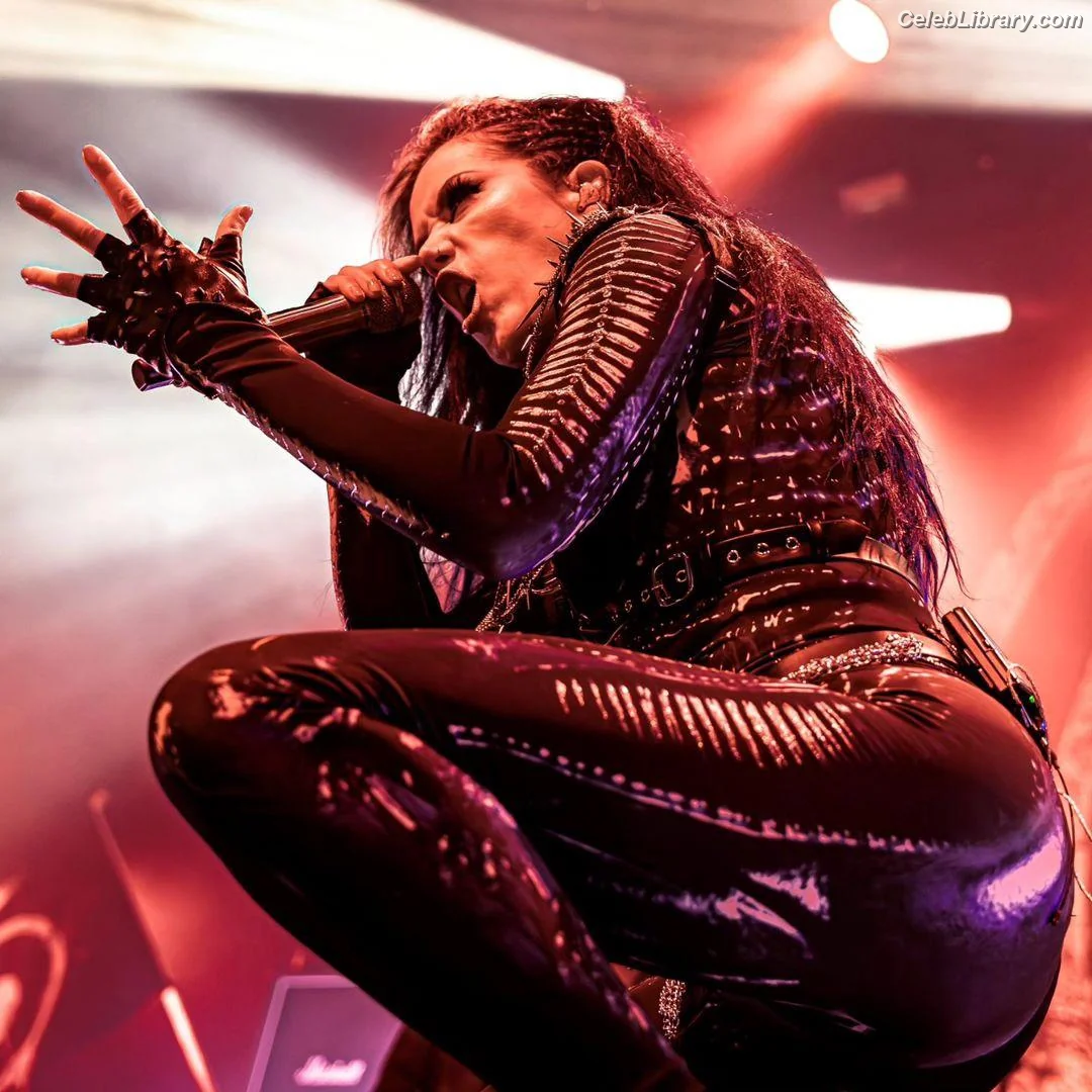 Alissa White-Gluz photo 21 of 1540