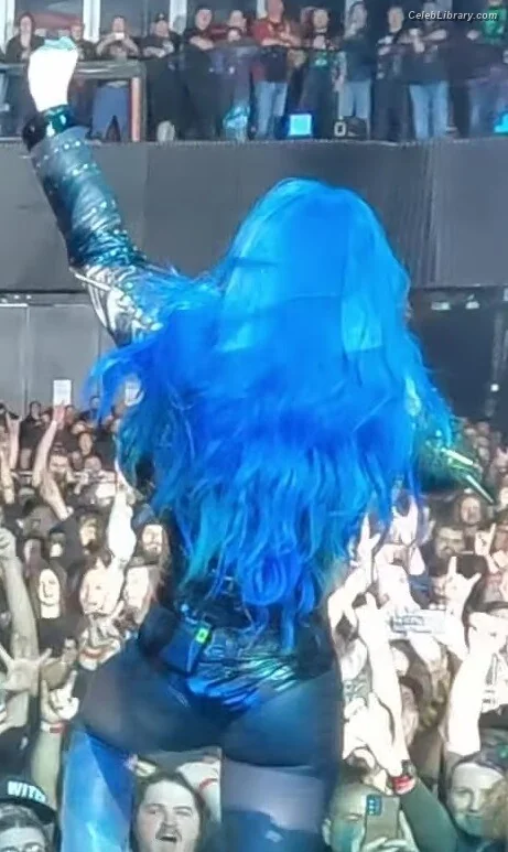 Alissa White-Gluz photo 23 of 1540