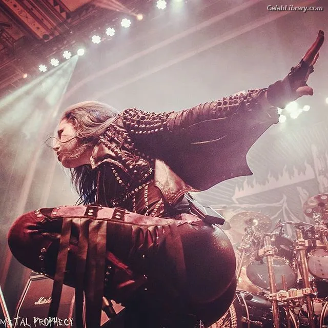 Alissa White-Gluz photo 9 of 1541