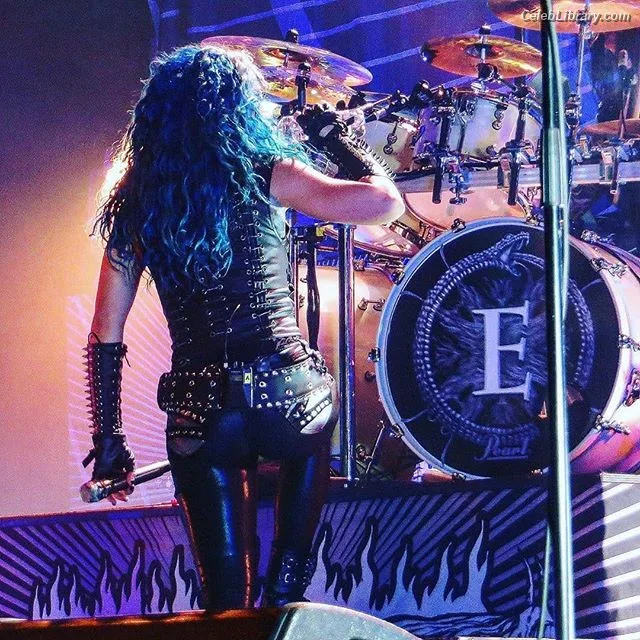 Alissa White-Gluz photo 21 of 1541