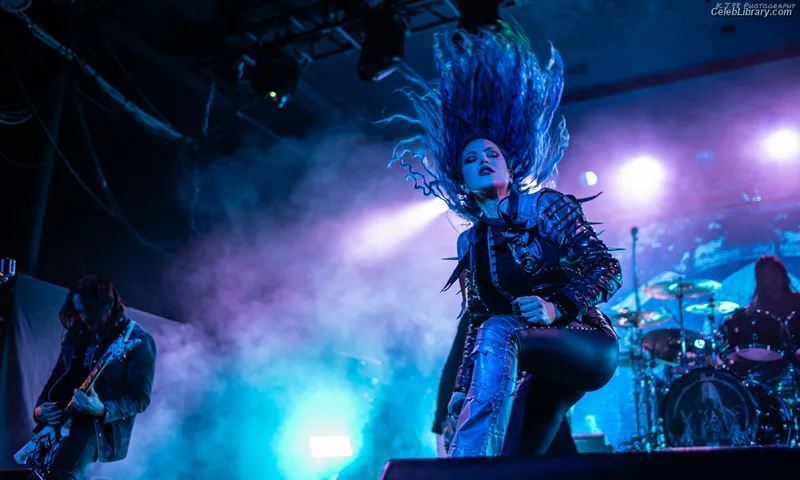 Alissa White-Gluz photo 18 of 1541