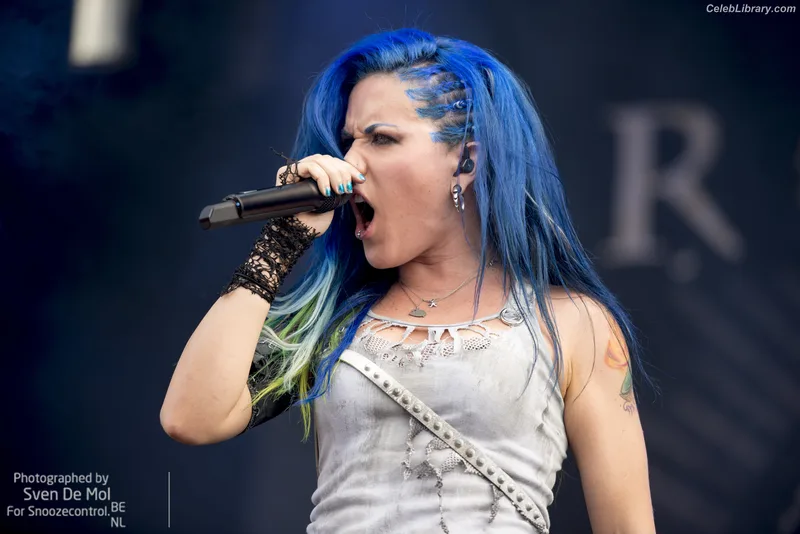 Alissa White-Gluz photo 20 of 1541