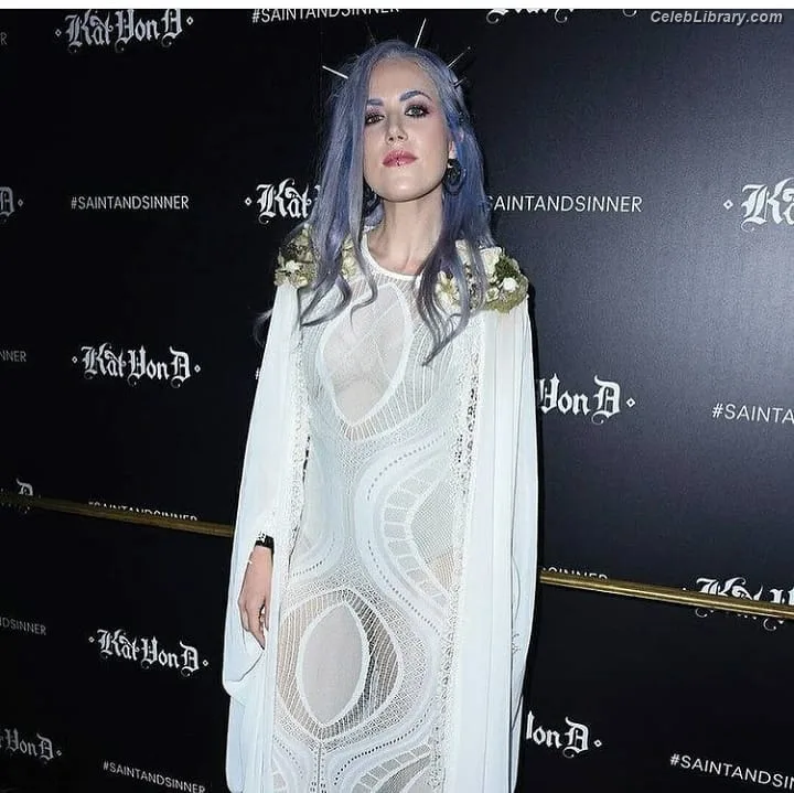 Alissa White-Gluz photo 7 of 1541