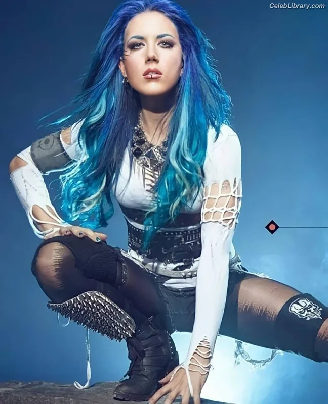 Alissa White-Gluz photo 8 of 1541