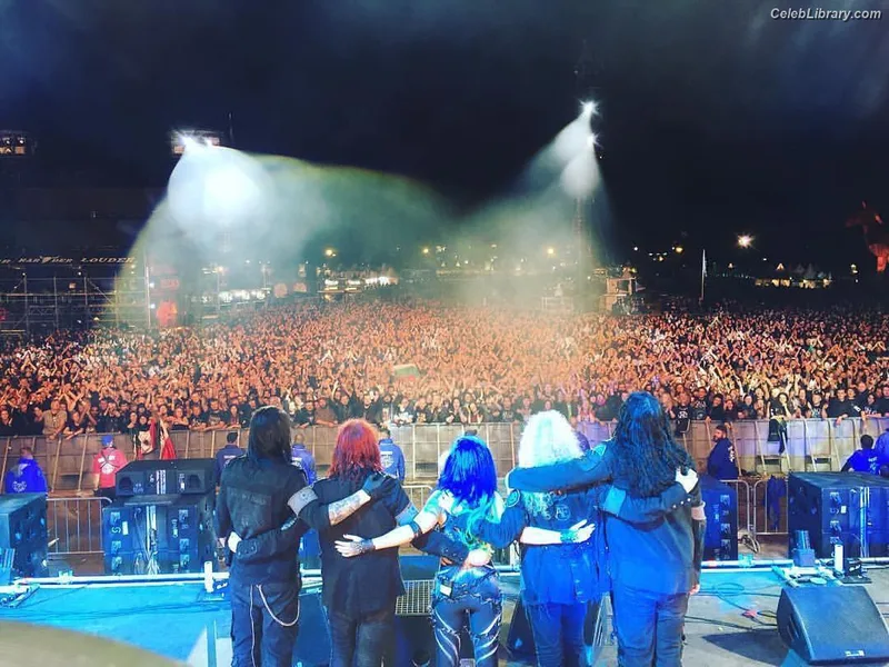 Alissa White-Gluz photo 14 of 1541