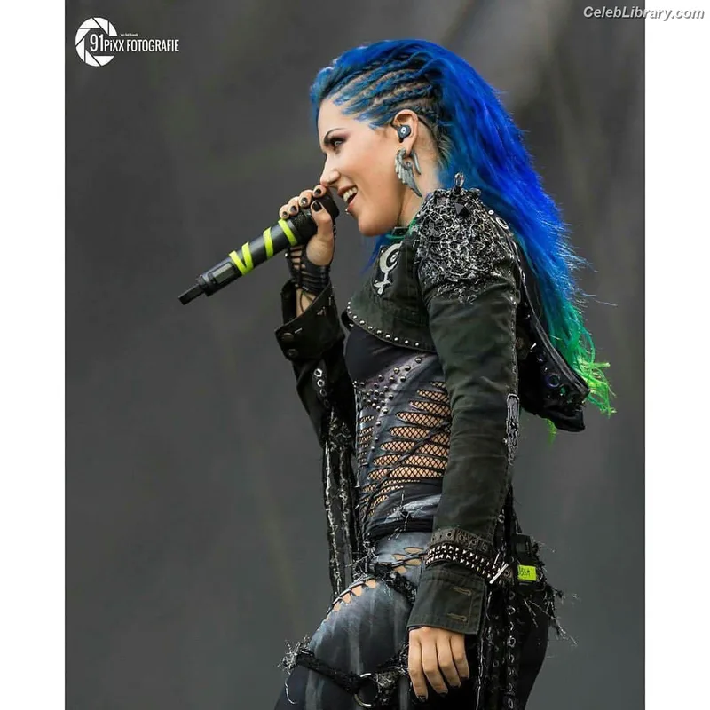 Alissa White-Gluz photo 18 of 1541