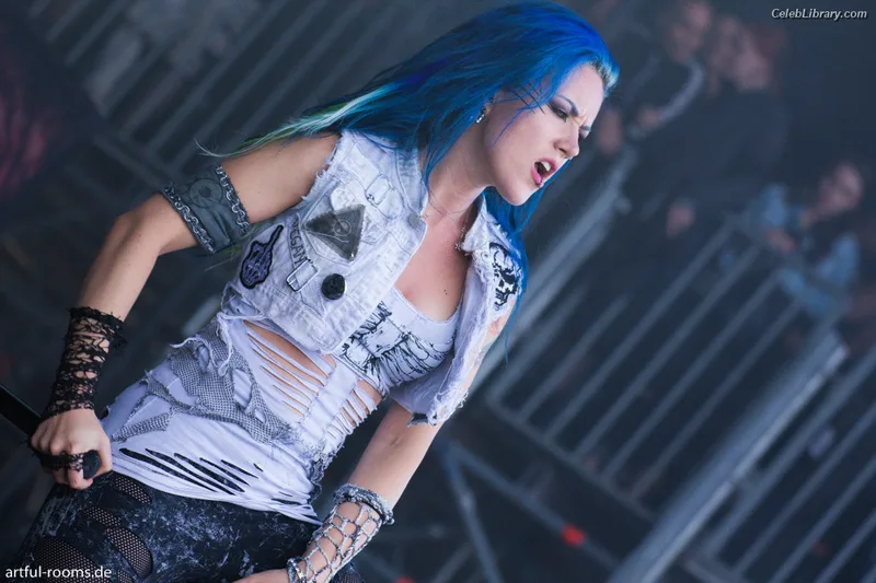 Alissa White-Gluz photo 1 of 1541