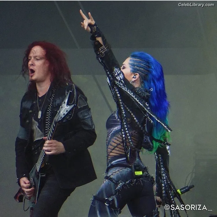 Alissa White-Gluz photo 8 of 1541
