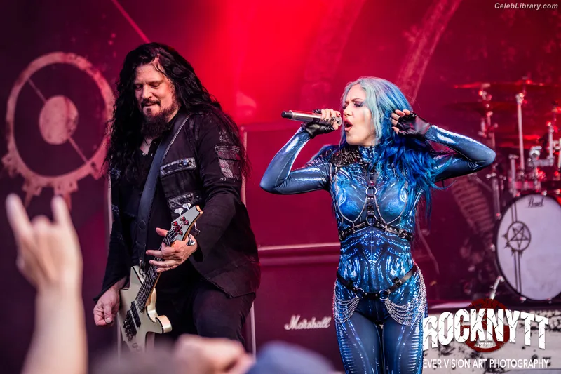 Alissa White-Gluz photo 14 of 1541