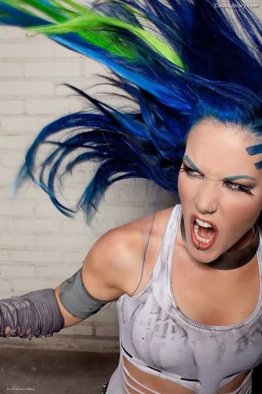Alissa White-Gluz photo 23 of 1541