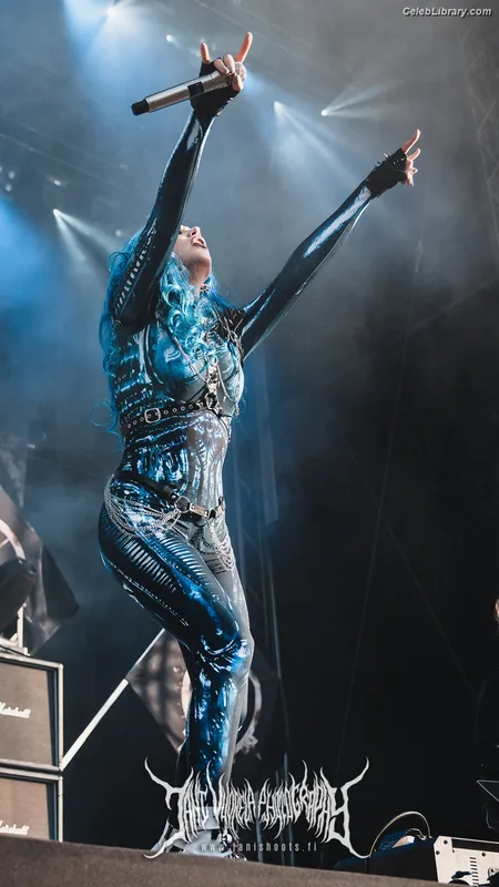 Alissa White-Gluz photo 10 of 1541