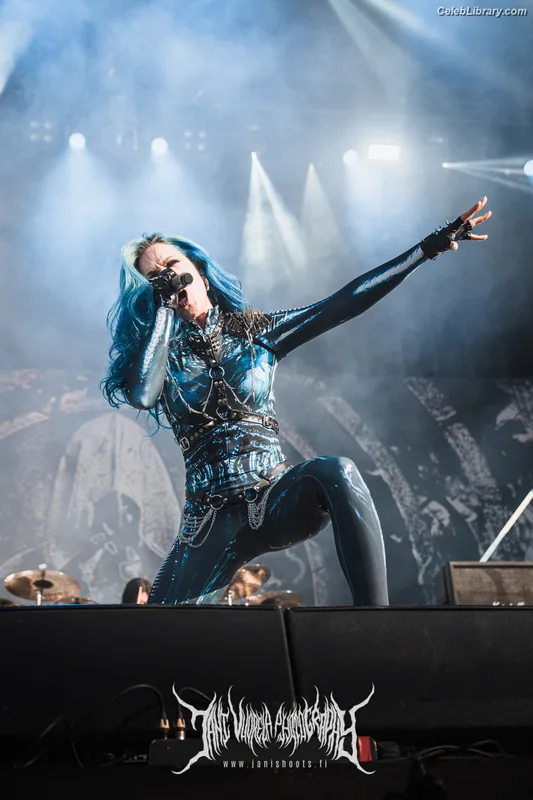 Alissa White-Gluz photo 11 of 1541