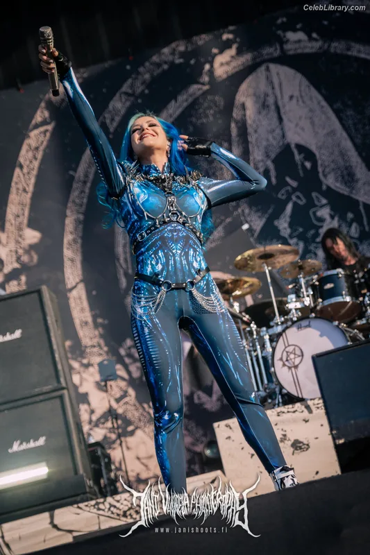 Alissa White-Gluz photo 15 of 1541