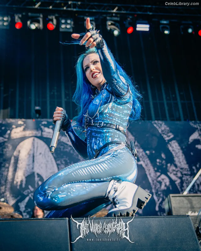 Alissa White-Gluz photo 22 of 1541